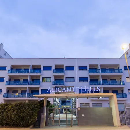 Apartahotel Hills 4*