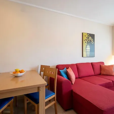 Hills Aparthotel
